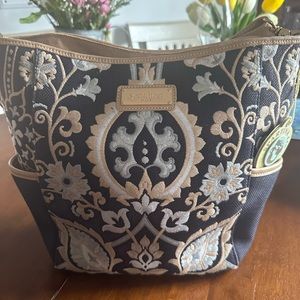 Spartina signature hobo in Mulberry Grove